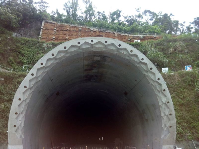 宜蘭蘇花改武塔隧道出入口保麗龍建築圖騰造型